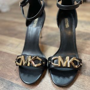 Size 7 Michael Kors heels only worn once